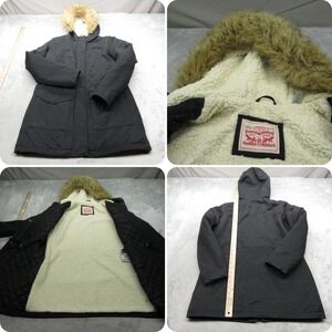 Levis Jacket Womens Small Black Sherpa Lined Faux Fur Hood Water Resistant Quilt